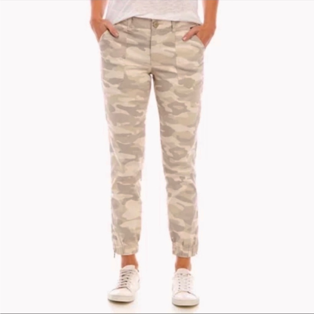 DEMOCRACY “Ab” Technology Camo Stretch Joggers Jeans Denim Size 10